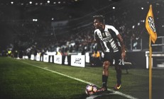 米兰登录入口-法比尼奥的救赎之战，当德国战术带走新西兰，中场大师如何成为焦点战关键先生