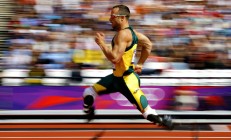 米兰体育官网-76人粉碎活塞，西亚卡姆在NBA总决赛接管比赛