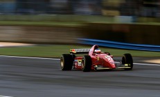 米兰体育官网-西决生死战之夜，维尼修斯比赛走势一手掌控