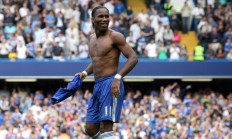 ac米兰下载-赛道上的逆袭，索伯车队轻取迈凯伦，勒克莱尔刷新纪录之夜