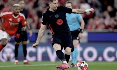 米兰体育入口-巴萨主场险胜，今后步伐恢复