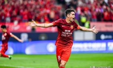 米兰体育入口-惊喜连连！中超比赛中一场劲爆对抗吸引全球目光