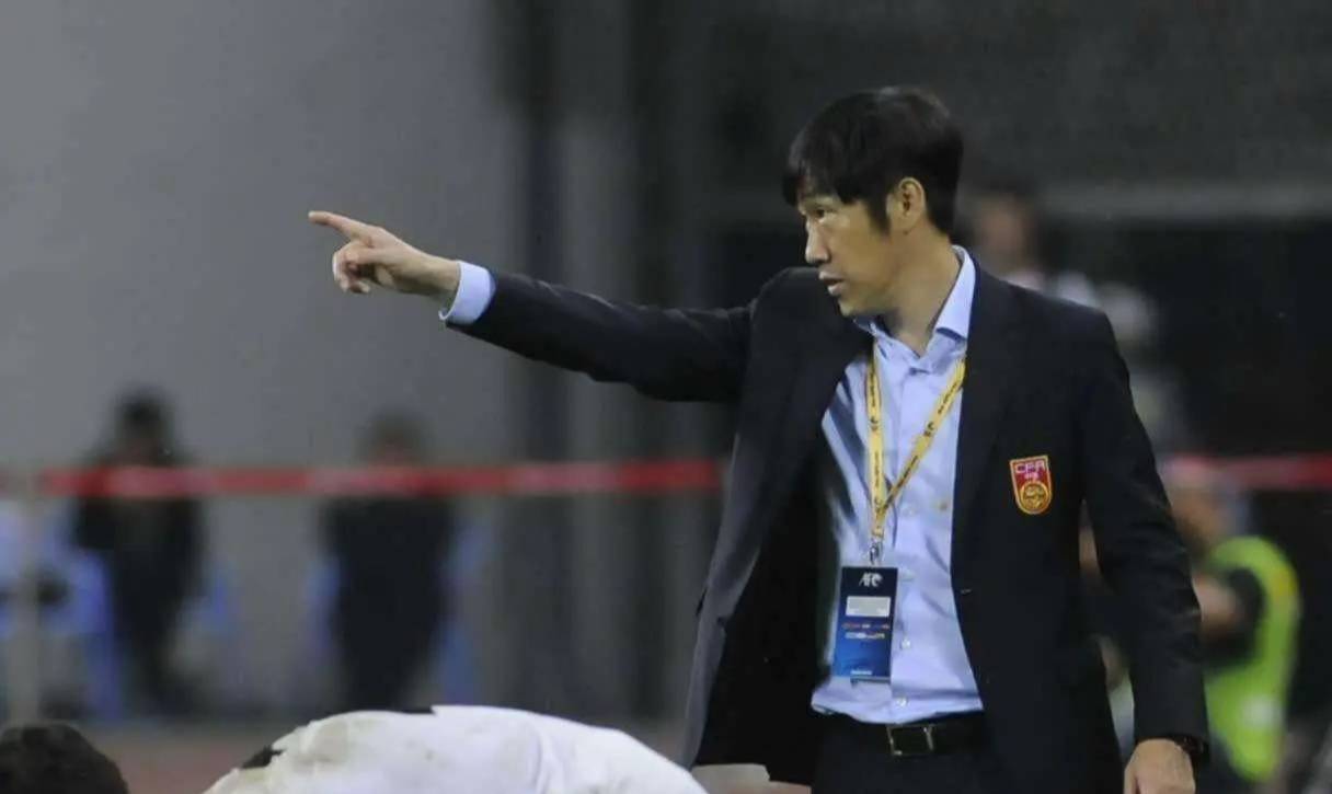 包含中国女足主帅高洪波：球队保持状态，备战下一场比赛的词条