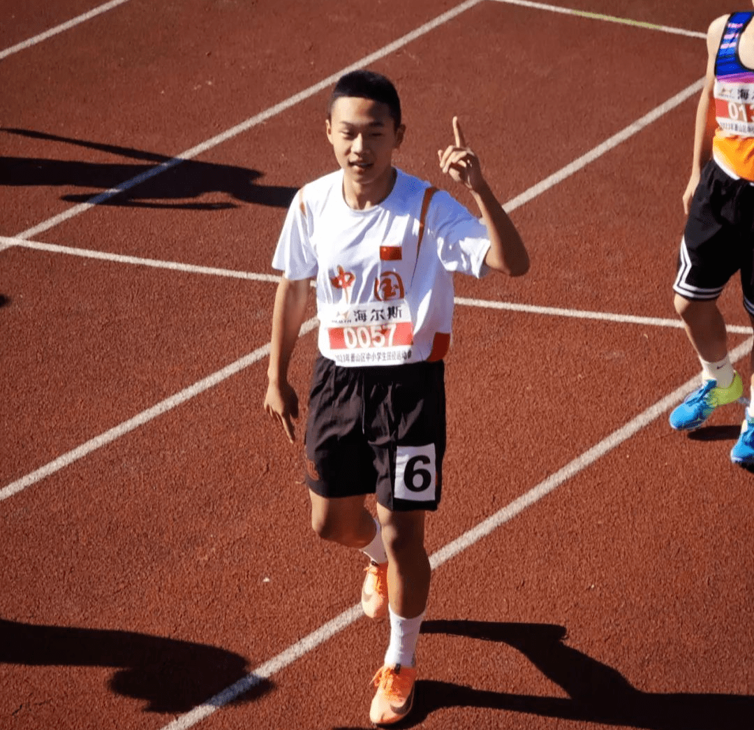 芬兰运动员刷新纪录，斩获桂冠的简单介绍