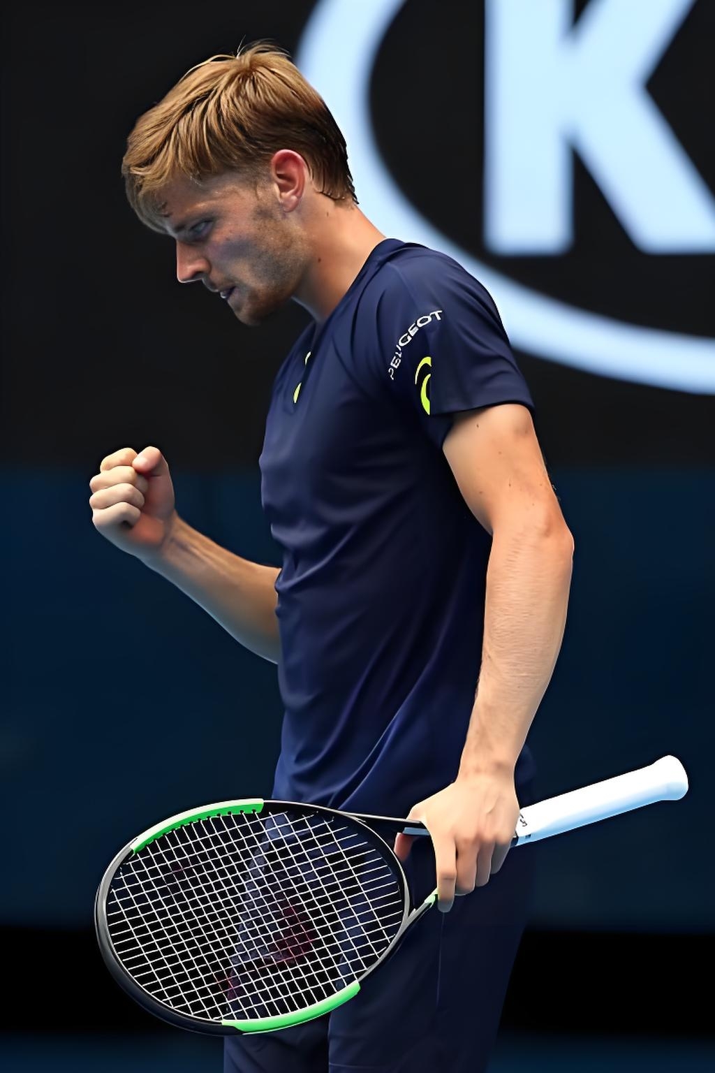 关于法网鏖战联合杯，兹维列夫惊艳四座的信息