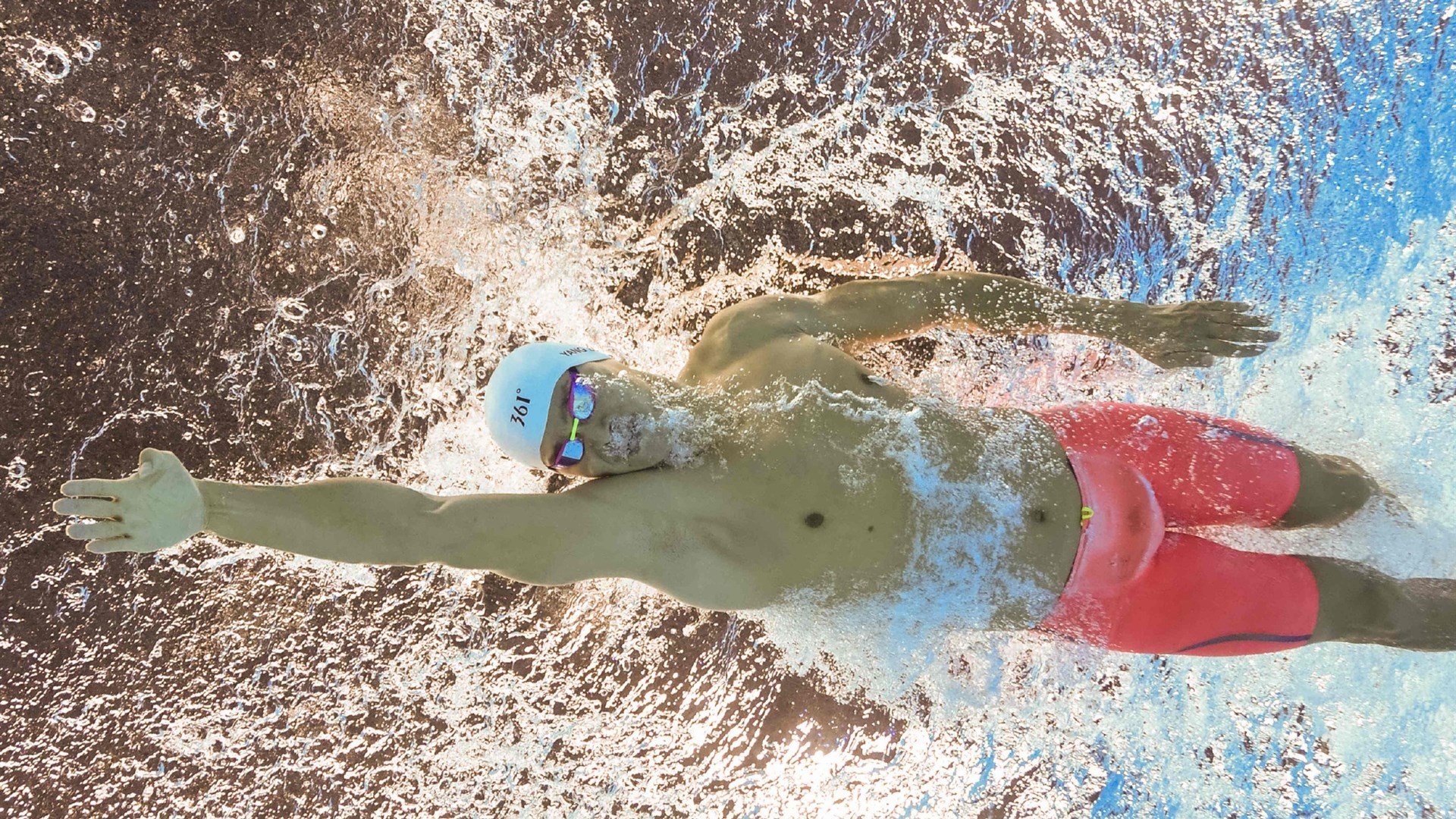 欧冠半决赛之夜，三笘薰在焦点战中证明自己