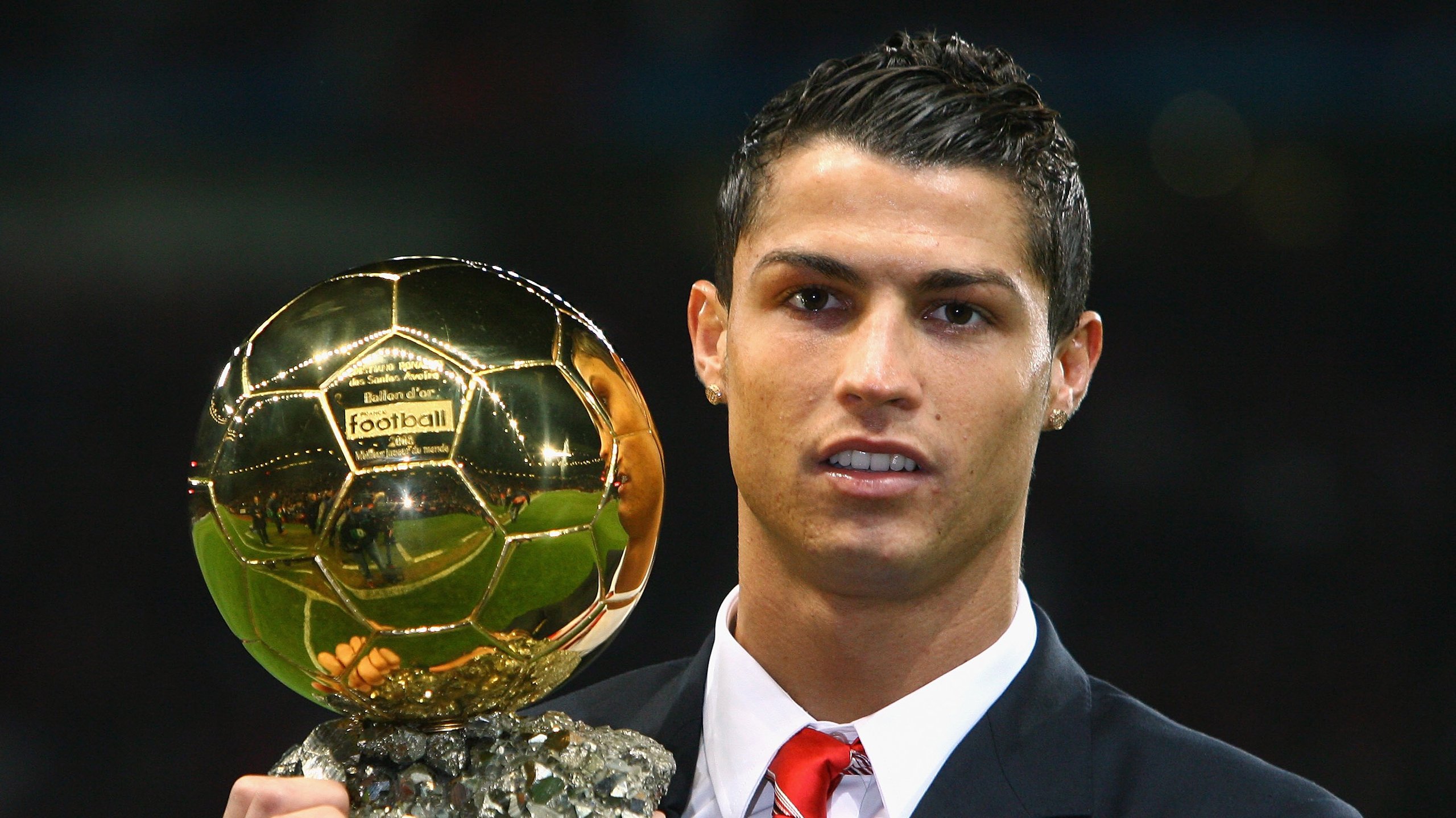 红牛风暴席卷银石,拉塞尔统治性胜利背后的威廉姆斯黄昏