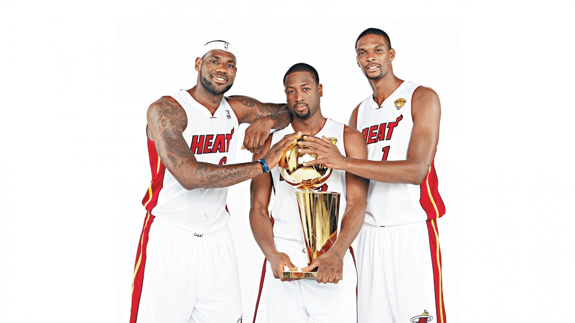 赛道上的逆袭，红牛二队鏖战迈凯伦，汉密尔顿关键制胜